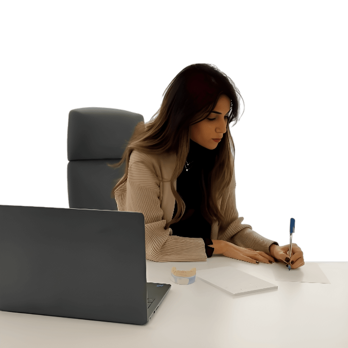 Dr. Sawsan Nusair Awartani Cosmetic Dentist